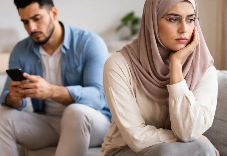 ما هي علامات الزوج الذي لا يحب زوجته؟ تحليل واقعي بلا تجميل